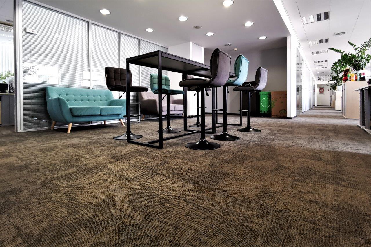 Обзоры товаров Инновационная ковровая плитка Innovflor: вдохновение для вашего интерьера