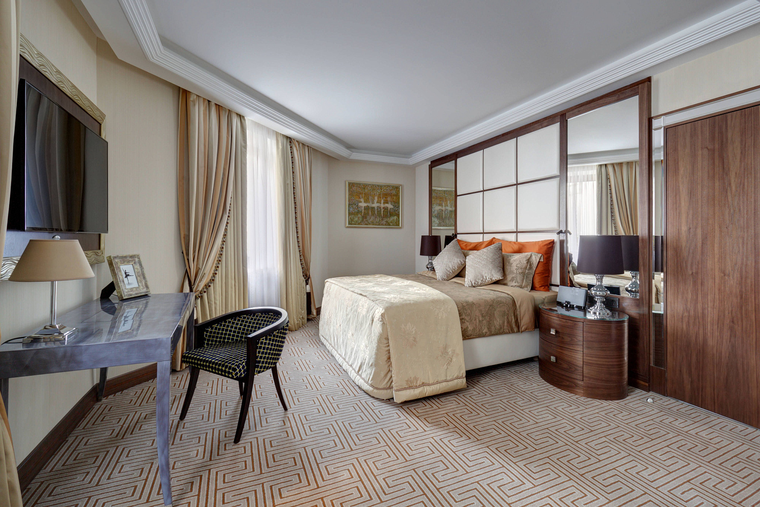 Marriott Royal Avrora